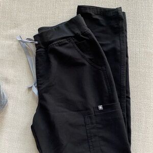 Figs Black scrub pants